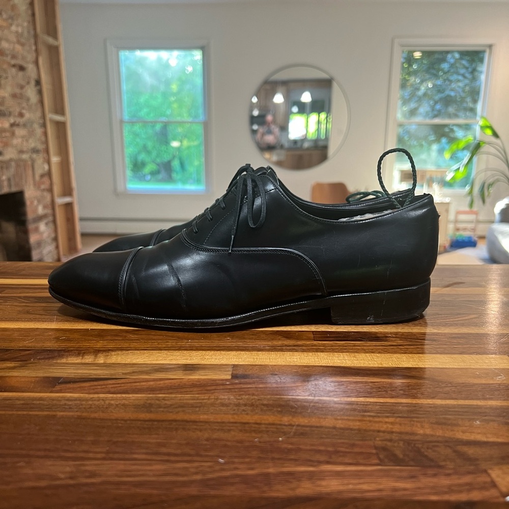 Ferragamo Oxford with toe cap